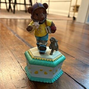Heritage house playful teddy bear box